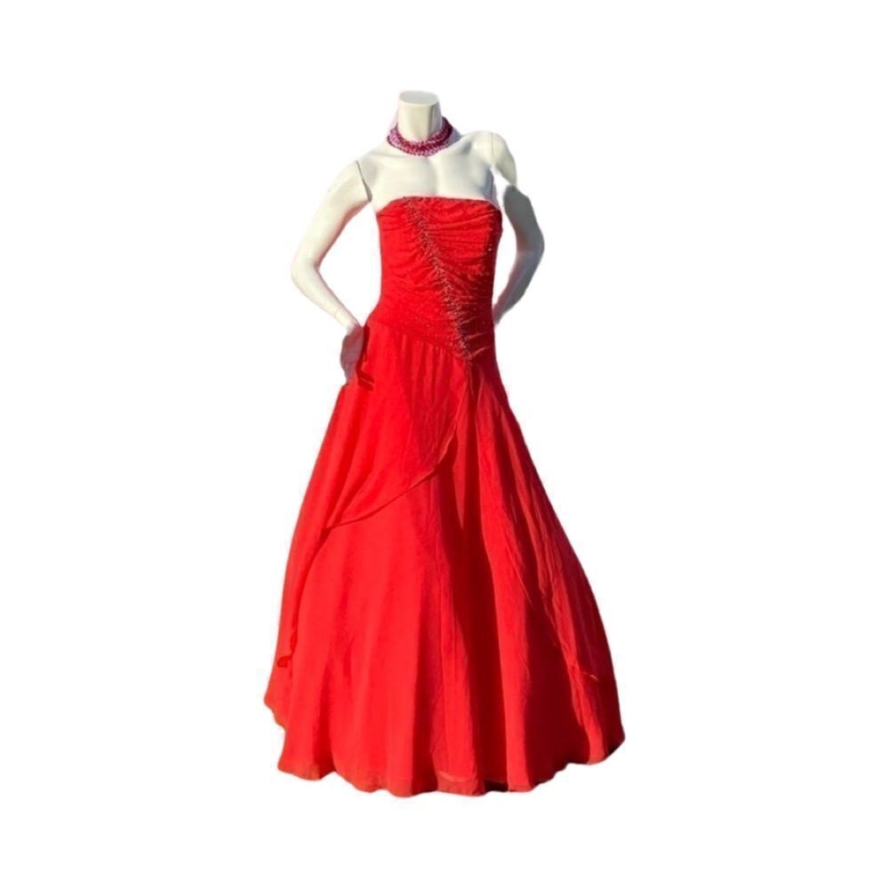 Xtreme a division of Impressions beautiful gown